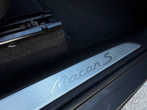 2015 Porsche Macan S