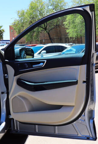 2021 Ford Edge Titanium