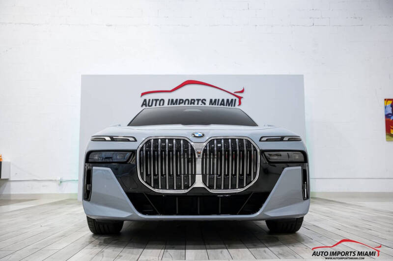 2023 BMW 7 Series 740i