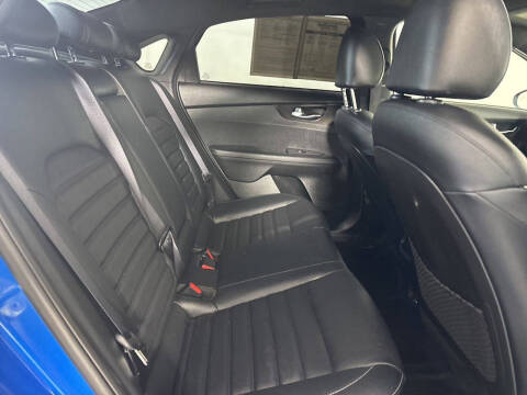 2022 Kia Forte GT Line