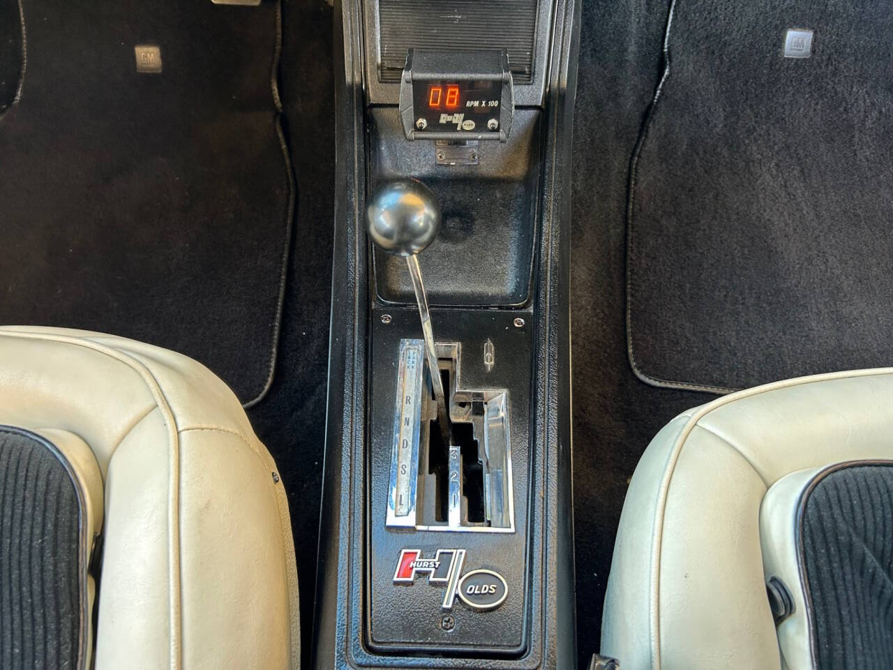 1975 Oldsmobile Cutlass 34