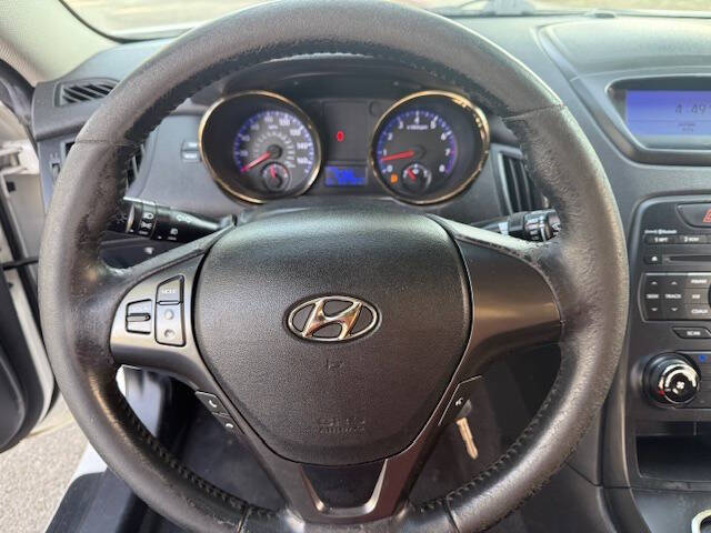 2012 Hyundai Genesis Coupe 3.8 R-Spec