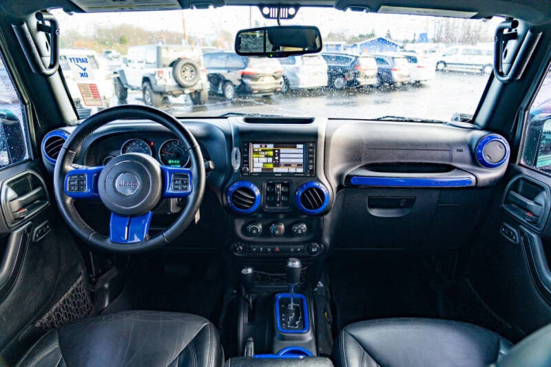 2017 Jeep Wrangler Unlimited Smoky Mountain