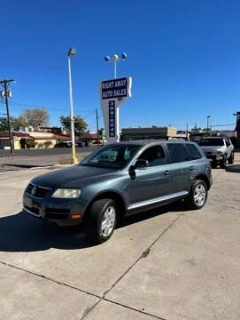 2005 Volkswagen Touareg for sale at Right Away Auto Sales in Colorado Springs CO