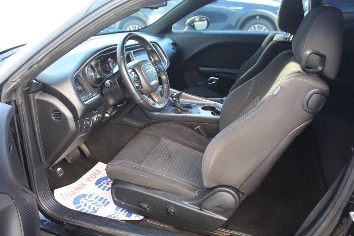 2019 Dodge Challenger SXT