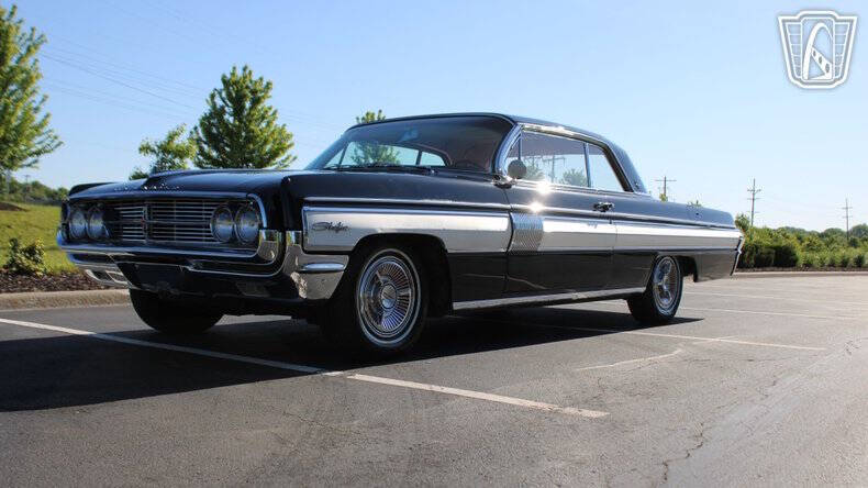 1962 Oldsmobile Starfire
