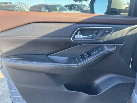 2021 Nissan Rogue Platinum