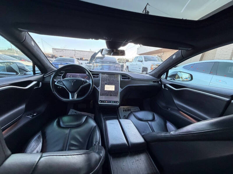 2015 Tesla Model S 70