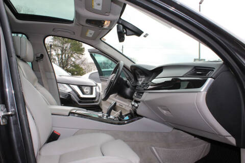 2012 BMW 5 Series 535i