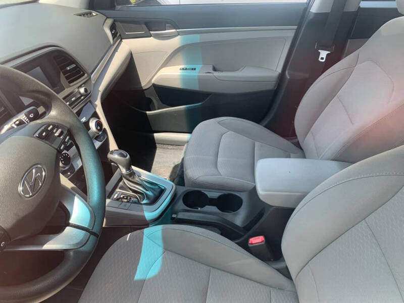 2019 Hyundai Elantra