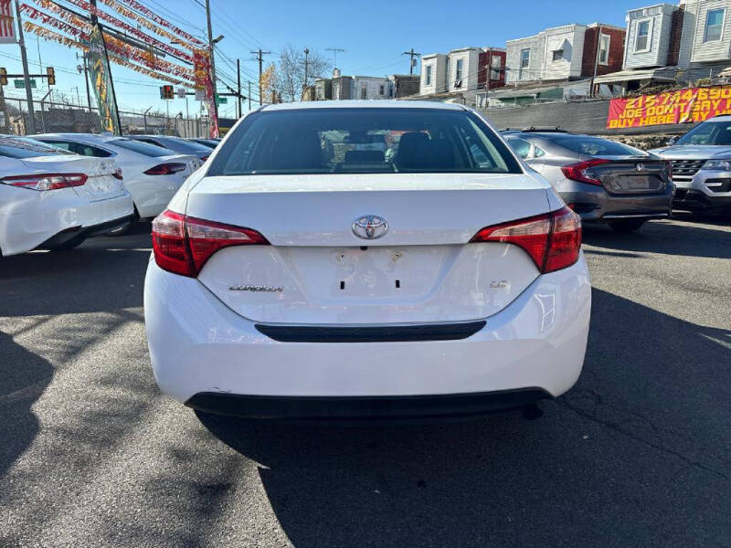 2019 Toyota Corolla XLE