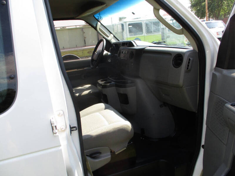 2014 Ford E-Series E-250