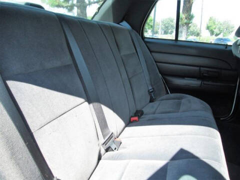 2003 Ford Crown Victoria