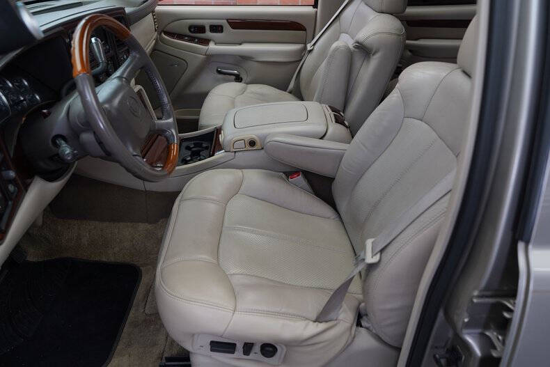 2002 Cadillac Escalade
