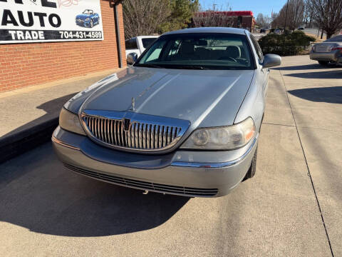 2006 Lincoln Town Car Signature
