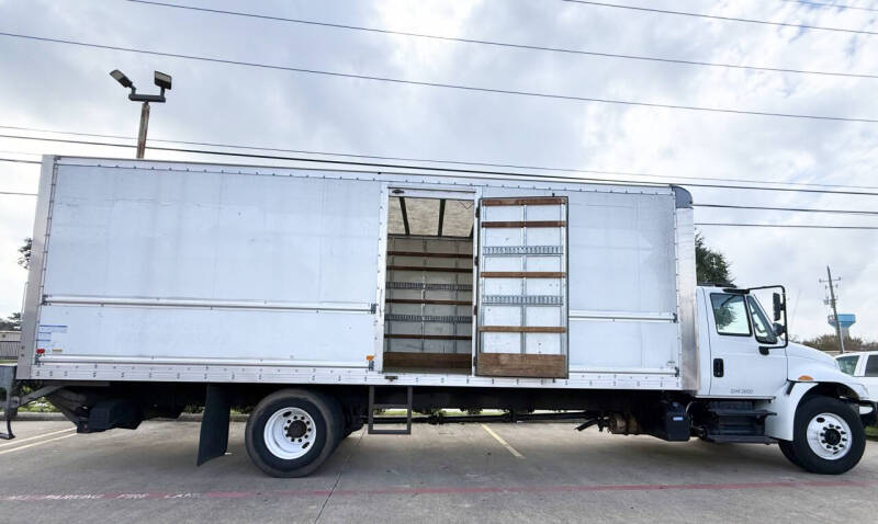 2018 International DuraStar 4300