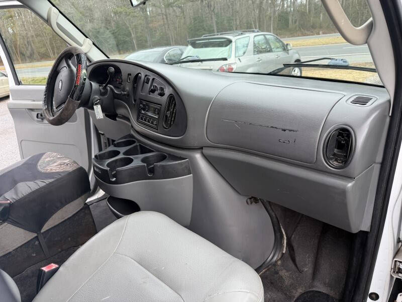 2008 Ford E-Series E-150
