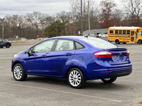 2014 Ford Fiesta SE