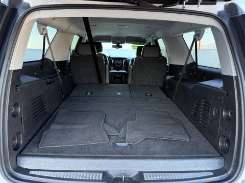 2017 Cadillac Escalade ESV Standard