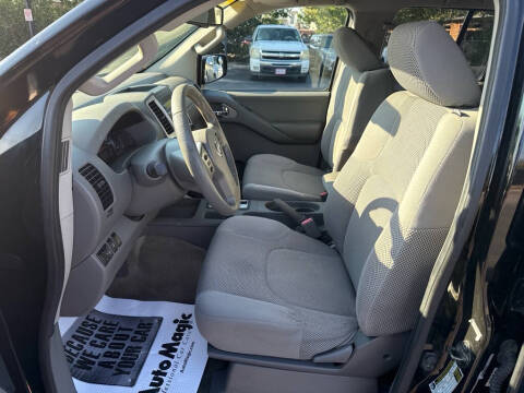 2012 Nissan Frontier S