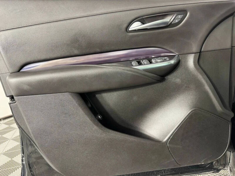 2023 Cadillac XT4 Luxury