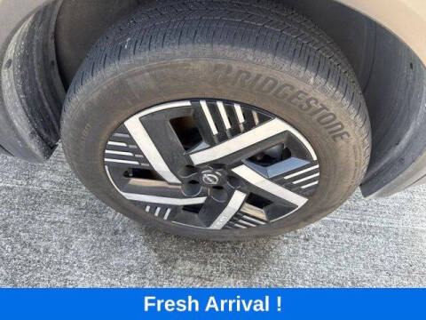 2025 Nissan Kicks SV