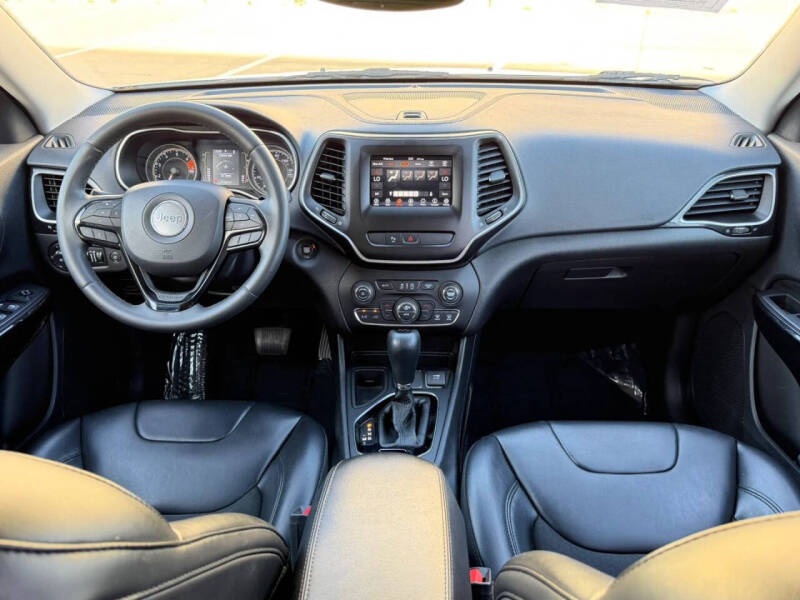 2020 Jeep Cherokee Altitude