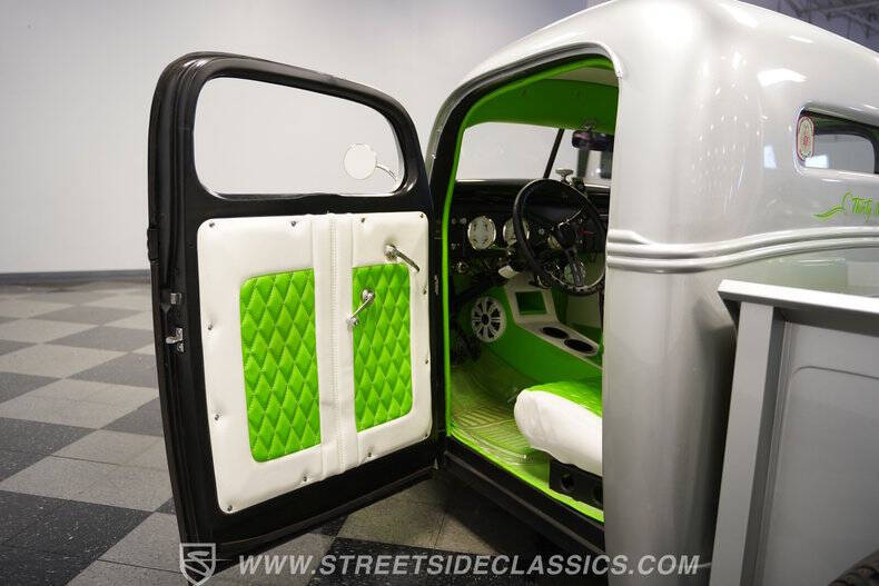 1939 Ford F-100
