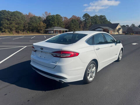 2018 Ford Fusion Hybrid SE