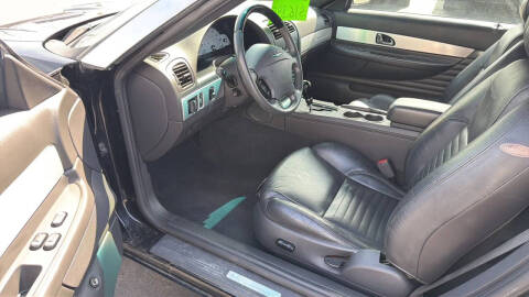 2002 Ford Thunderbird Deluxe