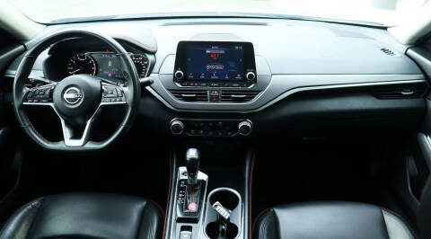 2023 Nissan Altima 2.5 SR