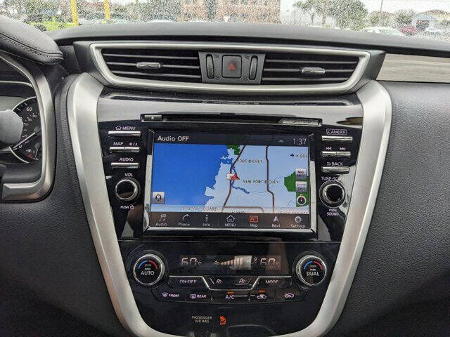 2018 Nissan Murano 16