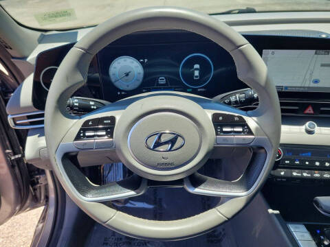 2023 Hyundai Elantra