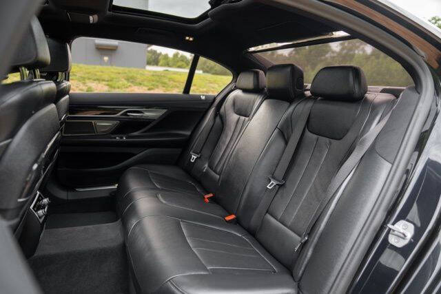 2021 BMW 7 Series 740i xDrive