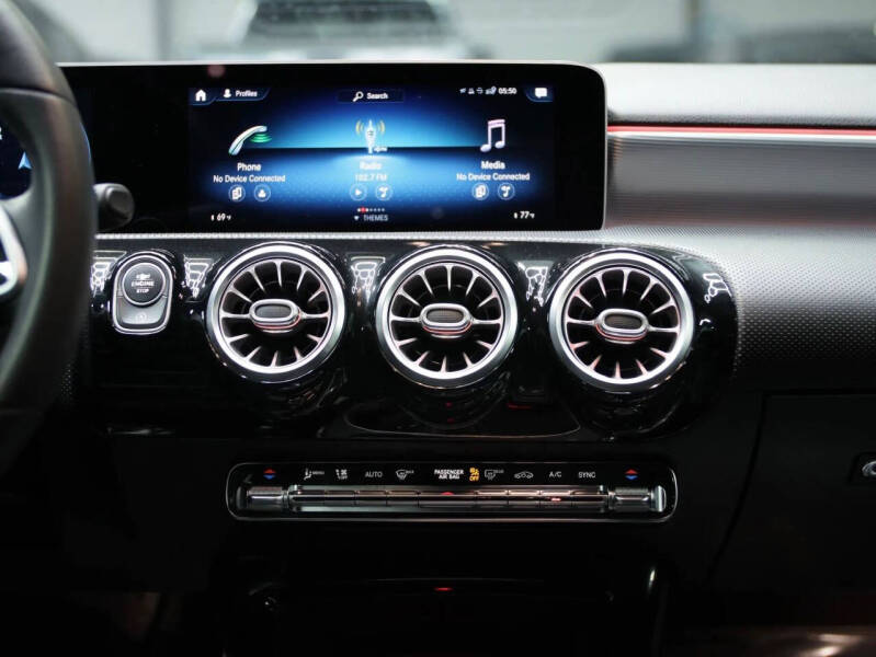 2020 Mercedes-Benz A-Class A 220