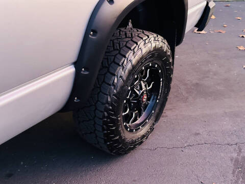 2004 Dodge Ram 2500 SLT