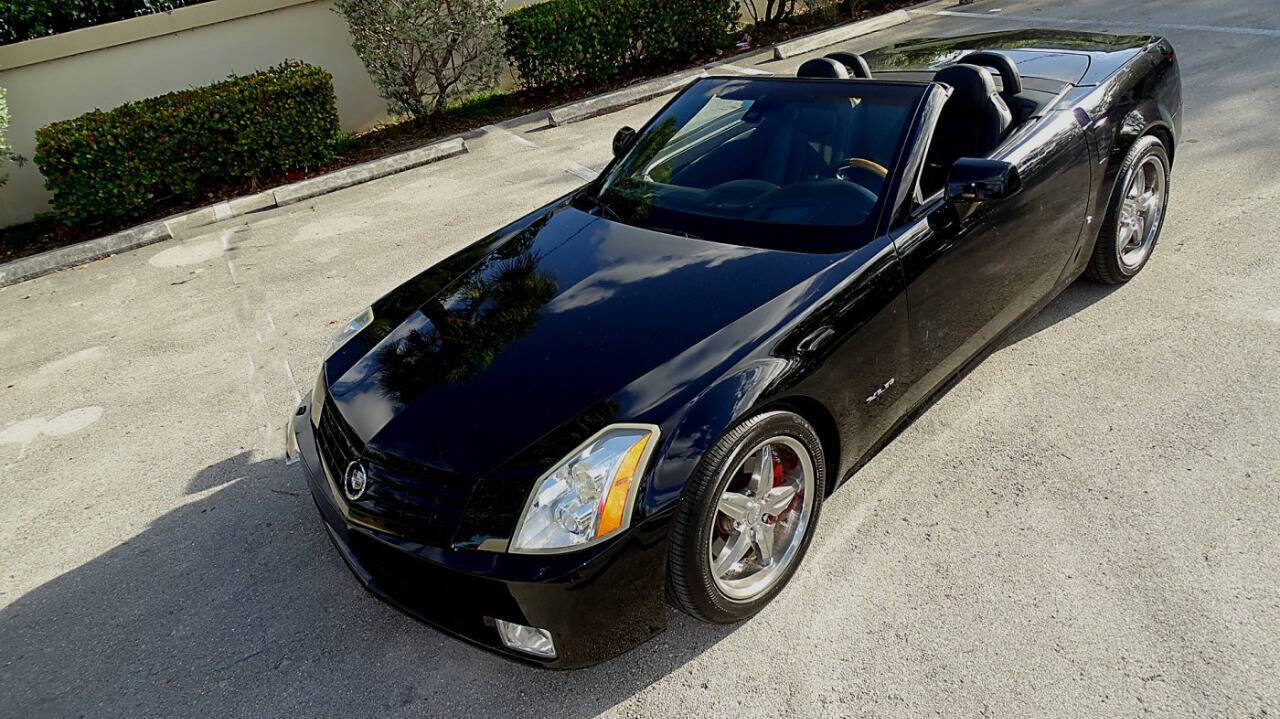 2006 Cadillac XLR 9