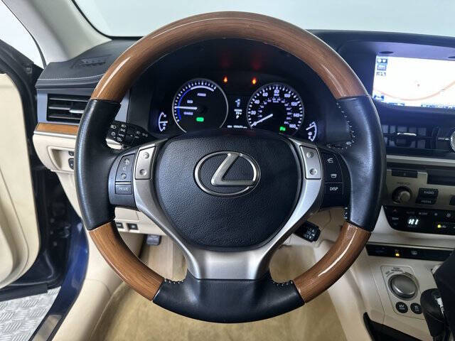2014 Lexus ES 300h