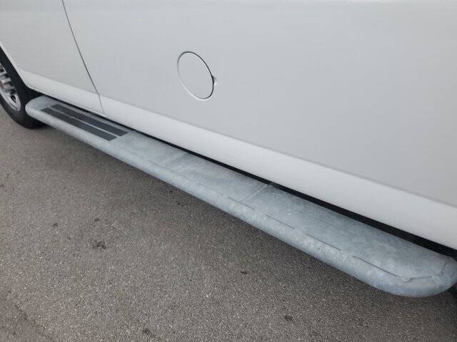 2023 GMC Savana 2500