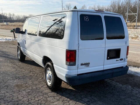 2013 Ford E-Series E-350 SD XL