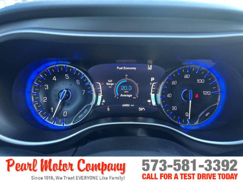 2024 Chrysler Pacifica Touring L