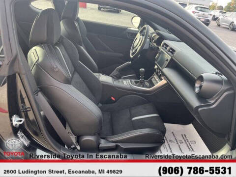 2025 Toyota GR86 Premium