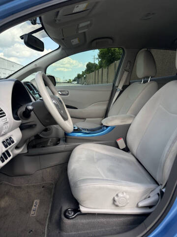 2012 Nissan LEAF SL