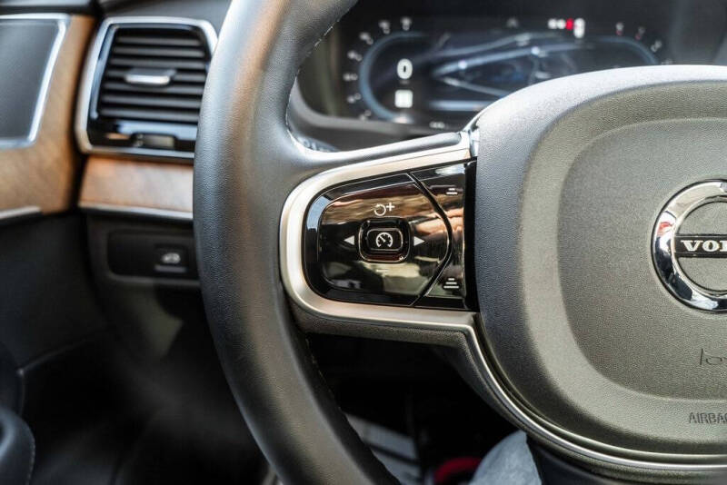 2025 Volvo XC90 B6 Plus Bright Theme 7P