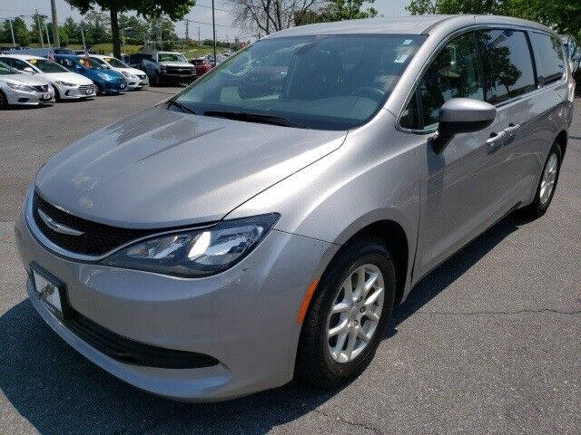 2017 Chrysler Pacifica Touring