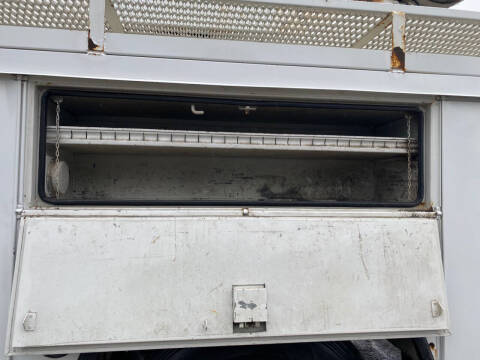 2007 Freightliner M2 106