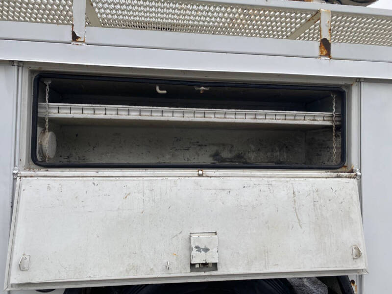 2007 Freightliner M2 106