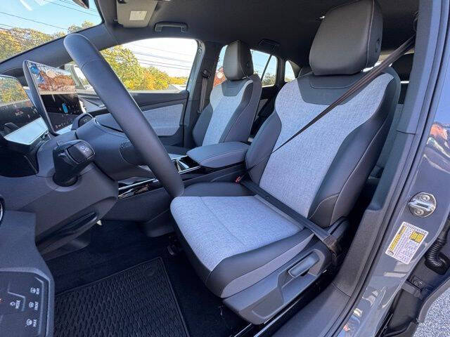 2025 Volkswagen ID.4 Pro