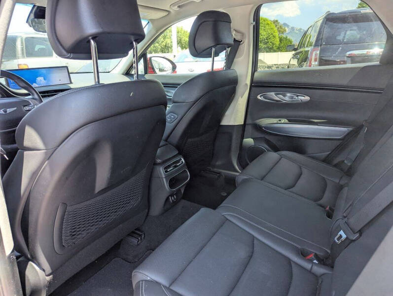 2023 Genesis GV70 2.5T Standard