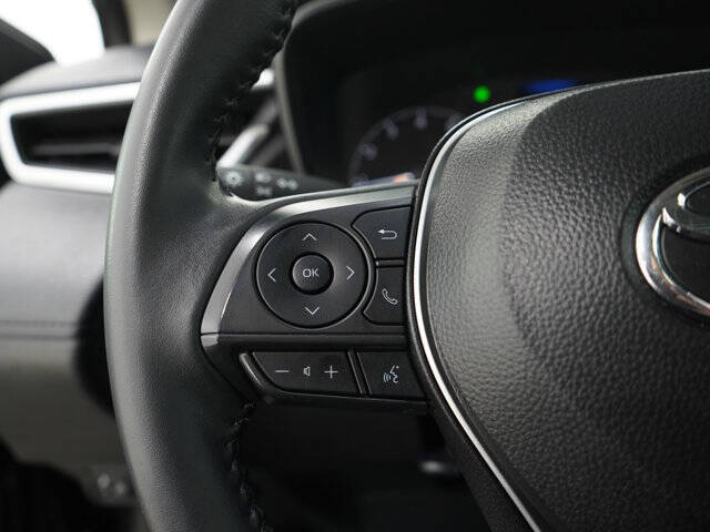 2025 Toyota Corolla Cross LE